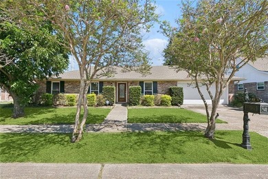 Lake Pontchartrain Home For Sale in Kenner Louisiana