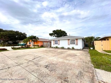 Bright and airy, Spacious well-maintained Duplex just a couple - photo 1