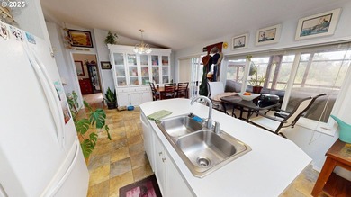 Bright and sunny ocean and forest view home on over 2 acres of - photo 7