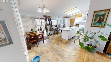Bright and sunny ocean and forest view home on over 2 acres of - photo 8