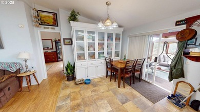 Bright and sunny ocean and forest view home on over 2 acres of - photo 9
