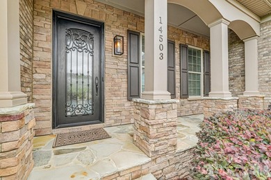 Price Reduced! Discover the perfect blend of comfort, elegance - photo 4