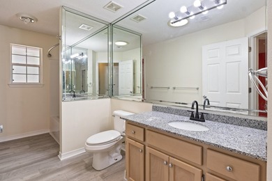 Updated pool home located in a quiet cul-de-sac in Gulf Breeze - photo 26