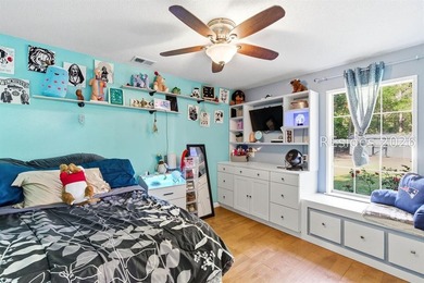 NO HOA! Spacious and inviting 4-bedroom, 2-bath brick home - photo 26