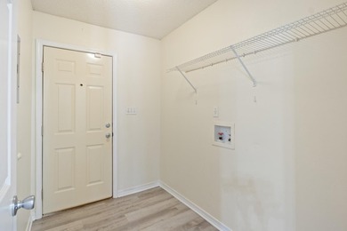 Updated pool home located in a quiet cul-de-sac in Gulf Breeze - photo 28