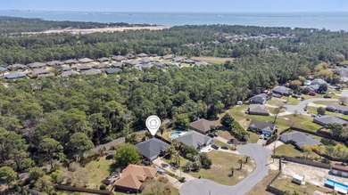 Updated pool home located in a quiet cul-de-sac in Gulf Breeze - photo 31