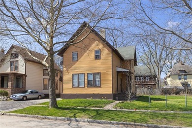 Spacious duplex offering a great opportunity for both - photo 1