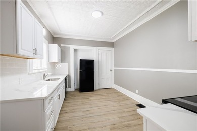 Spacious duplex offering a great opportunity for both - photo 7