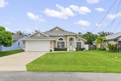 Welcome to North Palm Beach Heights in Jupiter, No HOA! This - photo 21