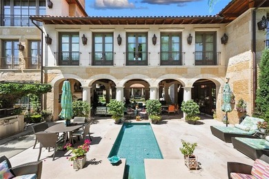 A superlative statement in design and execution, this - photo 12