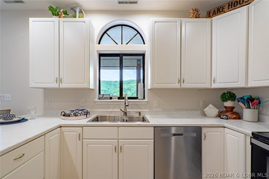 Beautifully updated top floor end unit at Lazy Days in Osage - photo 14