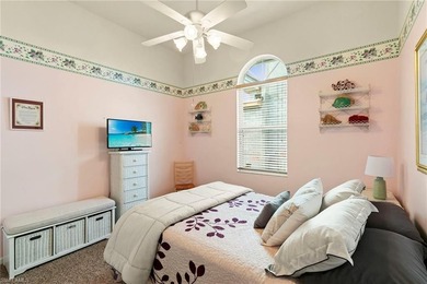 Exceptional Marco Island waterfront residence offering - photo 22