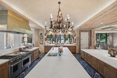 A superlative statement in design and execution, this - photo 29