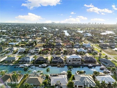 Exceptional Marco Island waterfront residence offering - photo 43