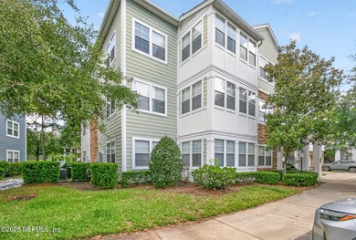 This 2 bedrooms 2 baths condo with the second story loft is - photo 45