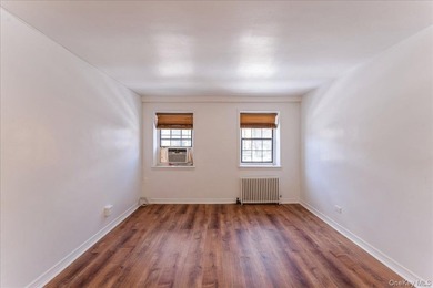 PRICE IMPROVEMENT. Cozy apartment 1 Bedroom apartment in the - photo 2
