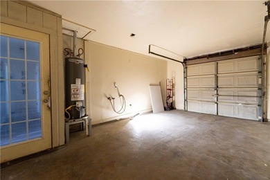 Motivated Seller! Charming 3-bedroom Corpus Christi home with a - photo 12