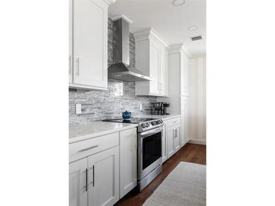 Experience the pinnacle of coastal living at *The Tides,* a - photo 13