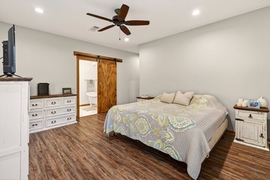 Welcome to your private retreat on beautiful sprawling acreage - photo 26