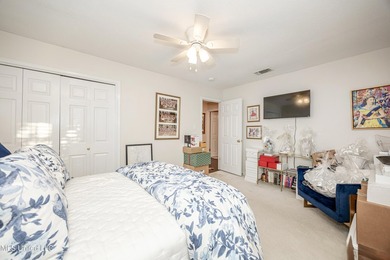 Discover the perfect blend of space, comfort, and location in - photo 36