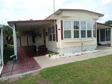 Lake Home For Sale in Haines City, Florida