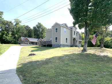 Lake Home For Sale in Loudon, Tennessee