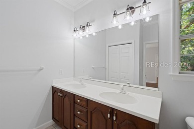 Welcome to 4 Mariners Court, your coastal retreat in the heart - photo 15