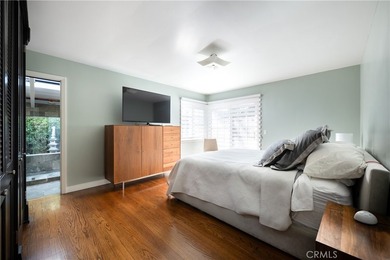 Fabulously upgraded Ranch-style home with guest house & pool on - photo 16