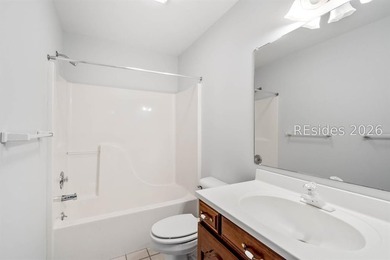 Welcome to 4 Mariners Court, your coastal retreat in the heart - photo 19