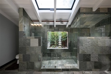 Fabulously upgraded Ranch-style home with guest house & pool on - photo 19