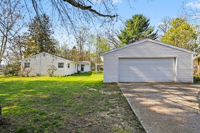 Absolutely stunning & completely updated ranch in Harper Creek - photo 24