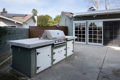 Fabulously upgraded Ranch-style home with guest house & pool on - photo 29