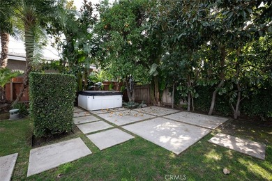 Fabulously upgraded Ranch-style home with guest house & pool on - photo 30
