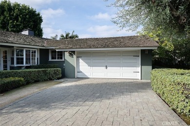 Fabulously upgraded Ranch-style home with guest house & pool on - photo 34