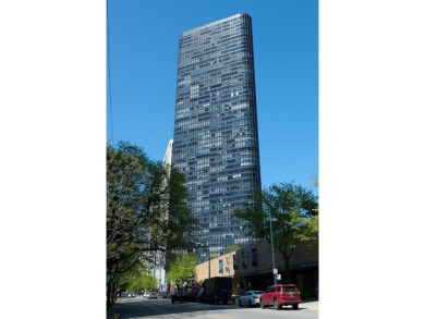 Lake Condo For Sale in Chicago, Illinois