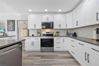 Luxuriously Remodeled Coach Home in Windstar on Naples Bay