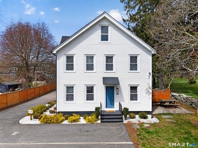 Exceptional opportunity to acquire a thriving six-unit - photo 1