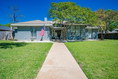 Lake Ray Hubbard Home Sale Pending in Rockwall Texas
