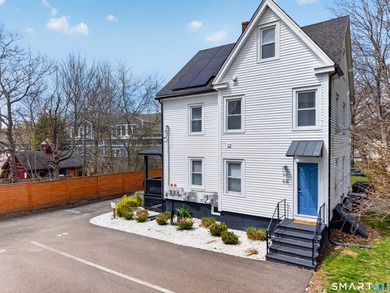 Exceptional opportunity to acquire a thriving six-unit - photo 2