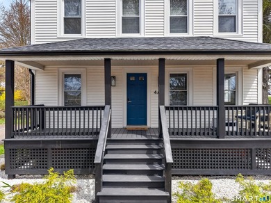 Exceptional opportunity to acquire a thriving six-unit - photo 4