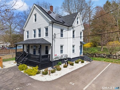 Exceptional opportunity to acquire a thriving six-unit - photo 6