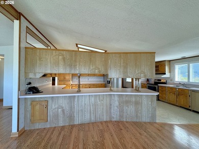 PANORAMIC PACIFIC OCEAN VIEWS! Every day begins with - photo 9