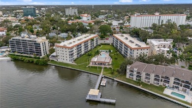 Manatee River Condo For Sale in Bradenton Florida