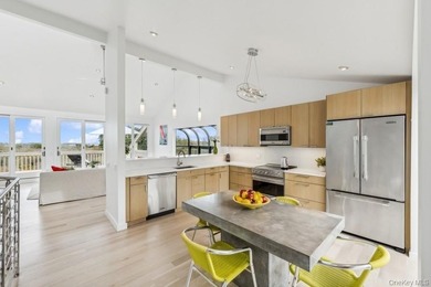 Luxury meets lifestyle in this beautifully renovated designer - photo 14