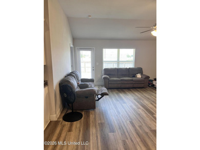 Beautiful all-brick 4-bedroom, 2-bath home that feels like - photo 27