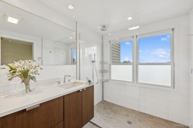 Luxury meets lifestyle in this beautifully renovated designer - photo 29