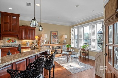 PRICE IMPROVEMENT! Check out the new photos! Beautiful custom - photo 11