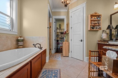 PRICE IMPROVEMENT! Check out the new photos! Beautiful custom - photo 20