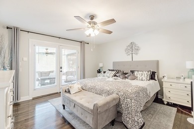 Experience luxury lake living at its finest with this stunning - photo 22