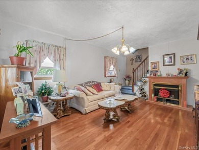 Welcome to this charming , Cape-style, single family home in the - photo 4